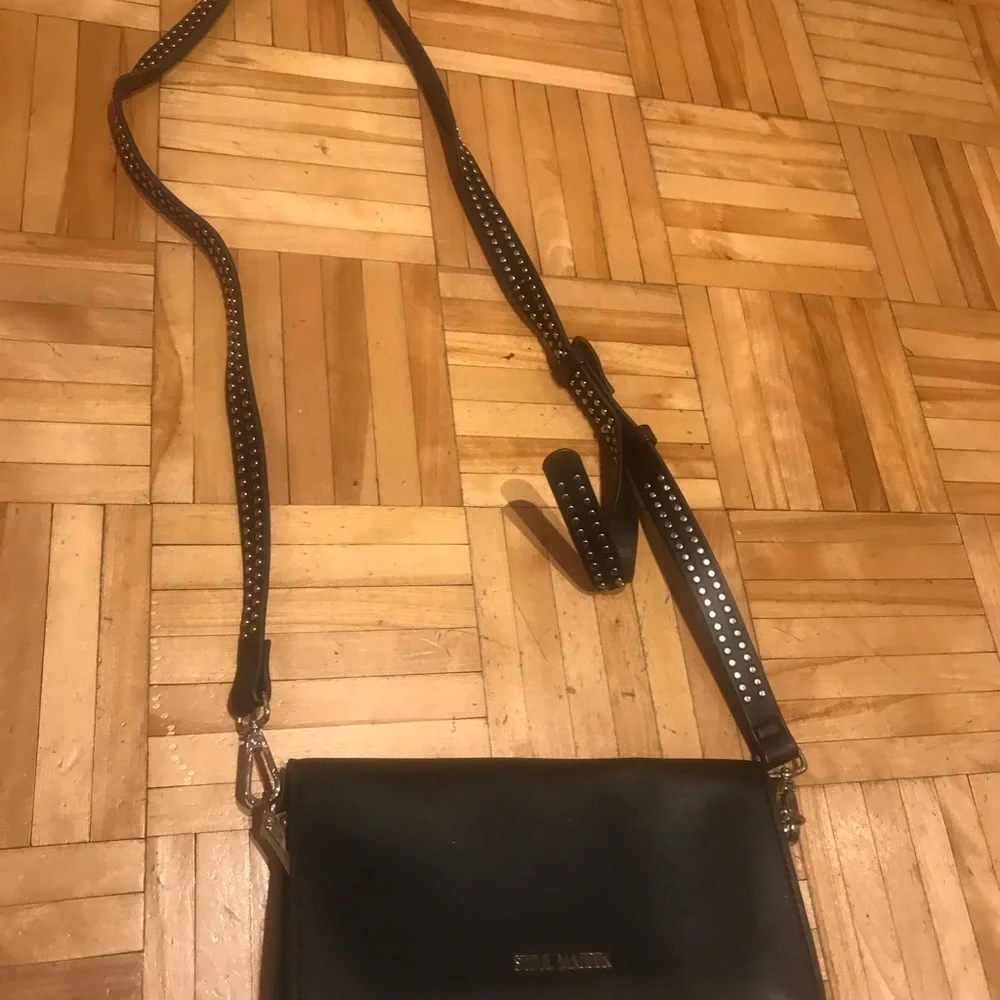 Steven Madden Crossbody Bag​​​​​​​​​ - Picture 6 of 6